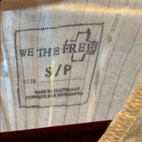 Sheer light pink quarter-sleeve top - Picture 3 of 5